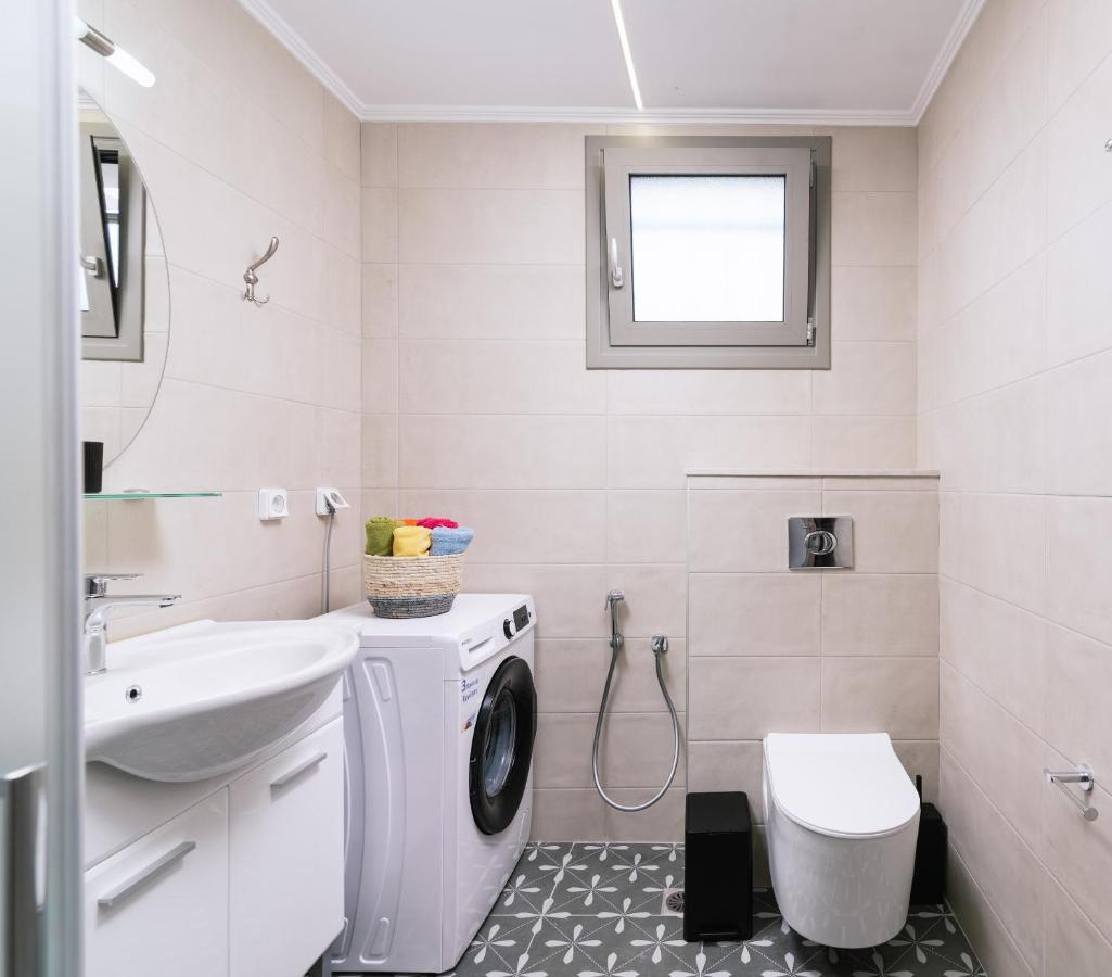 Lychnos Apartments 카밀라리 외부 사진