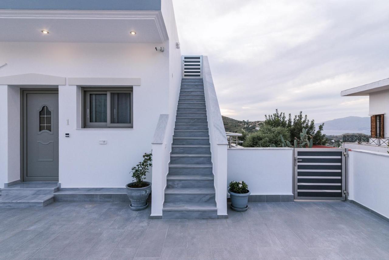 Lychnos Apartments 카밀라리 외부 사진